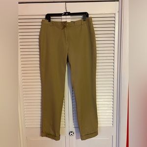 DKNY Ladies khaki pants in size 14.